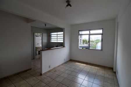 Sala de apartamento para alugar com 2 quartos, 75m² em Vila Pirajussara, São Paulo