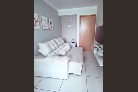 Sala de apartamento para alugar com 2 quartos, 47m² em Dona Zulmira, Uberlândia