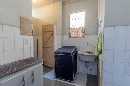 Apartamento à venda com 95m², 2 quartos e 1 vaga Apartamento à venda com 95m², 2 quartos e 1 vagaÁrea de Serviço