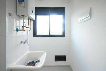 Apartamento para alugar com 40m², 2 quartos e 1 vagaÁrea de Serviço