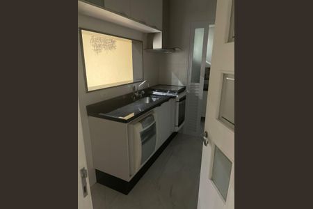 Cozinha de apartamento para alugar com 2 quartos, 75m² em Vila Gomes Cardim, São Paulo