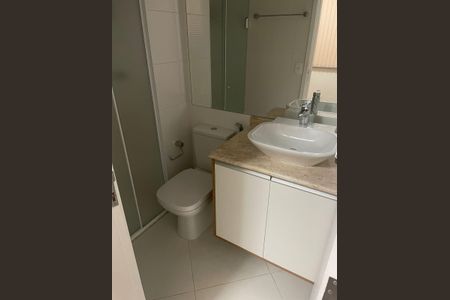 Banheiro de apartamento para alugar com 2 quartos, 75m² em Vila Gomes Cardim, São Paulo