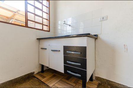 Casa para alugar com 40m², 1 quarto e sem vaga Casa para alugar com 40m², 1 quarto e sem vagaCozinha