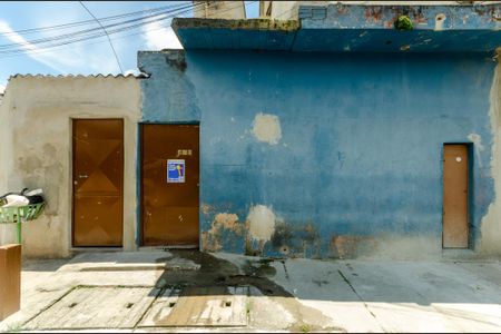 Casa para alugar com 40m², 1 quarto e sem vaga Casa para alugar com 40m², 1 quarto e sem vagaFachada