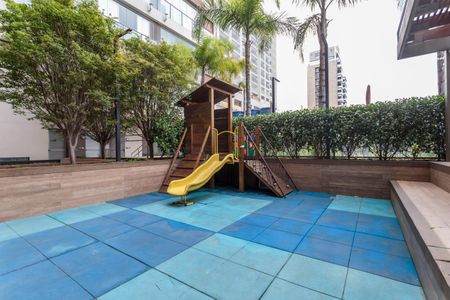 Apartamento à venda com 64m², 2 quartos e 1 vaga Apartamento à venda com 64m², 2 quartos e 1 vagaÁrea comum - Playground