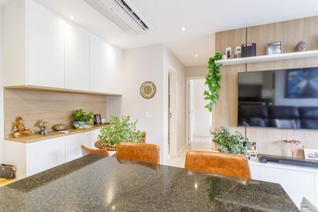 Apartamento à venda com 64m², 2 quartos e 1 vaga Apartamento à venda com 64m², 2 quartos e 1 vagaSala