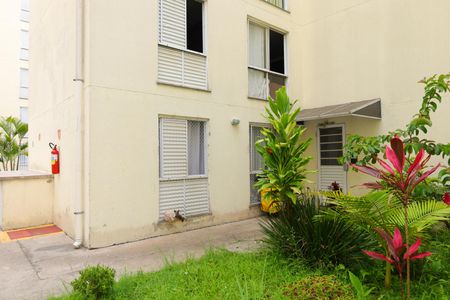 Apartamento para alugar com 58m², 2 quartos e sem vagaÁrea comum 