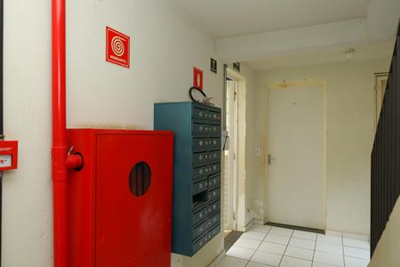 Apartamento para alugar com 58m², 2 quartos e sem vagaÁrea comum - Saguão do prédio