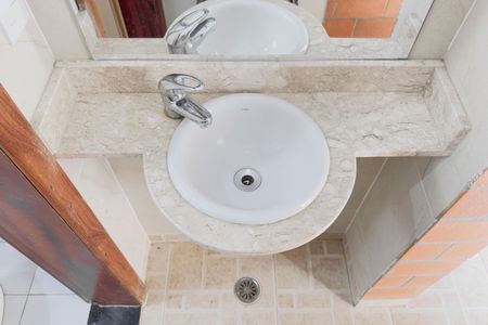 Casa de condomínio para alugar com 450m², 6 quartos e 11 vagas