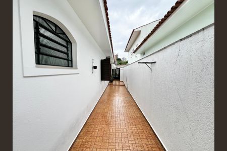 Casa à venda com 364m², 3 quartos e 6 vagasCorredor