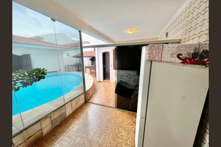 Casa à venda com 364m², 3 quartos e 6 vagasLavanderia