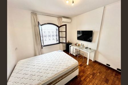 Casa à venda com 364m², 3 quartos e 6 vagasQuarto 1