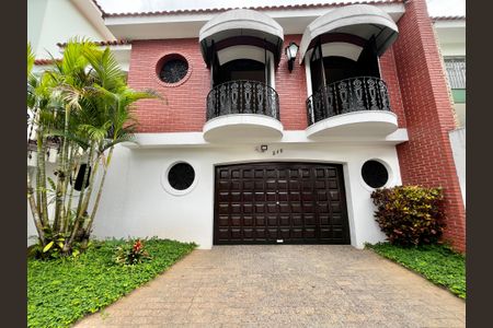 Casa à venda com 364m², 3 quartos e 6 vagasEntrada