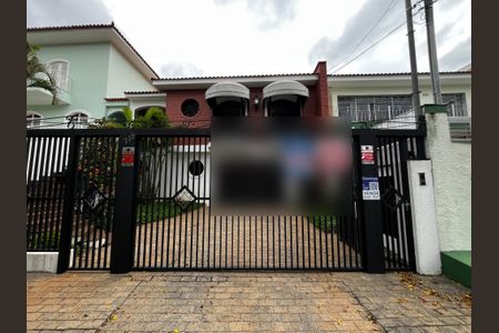 Casa à venda com 364m², 3 quartos e 6 vagasFachada / Placa