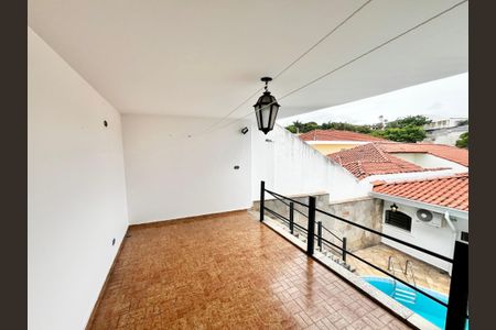 Casa à venda com 364m², 3 quartos e 6 vagasVaranda