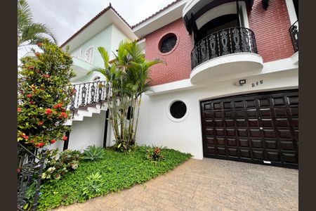 Casa à venda com 364m², 3 quartos e 6 vagasEntrada
