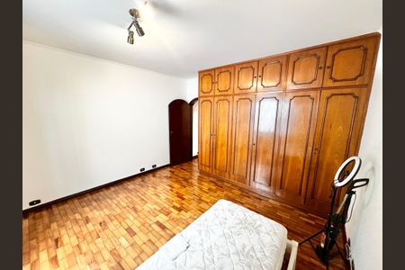 Casa à venda com 364m², 3 quartos e 6 vagasQuarto 3