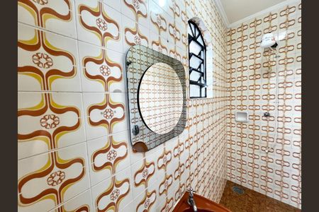 Casa à venda com 364m², 3 quartos e 6 vagasBanheiro de serviço