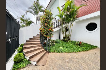 Casa à venda com 364m², 3 quartos e 6 vagasEntrada