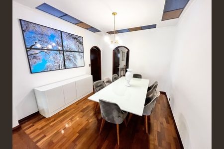 Casa à venda com 364m², 3 quartos e 6 vagasSala de Jantar