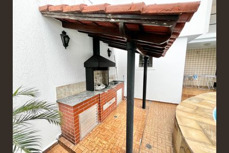 Casa à venda com 364m², 3 quartos e 6 vagasÁrea comum - Churrasqueira