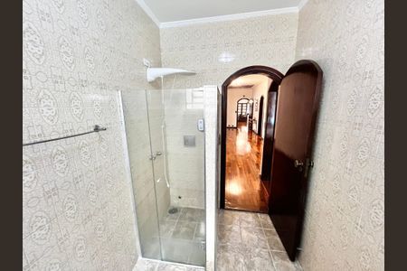 Casa à venda com 364m², 3 quartos e 6 vagasBanheiro