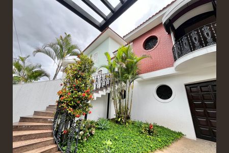 Casa à venda com 364m², 3 quartos e 6 vagasEntrada