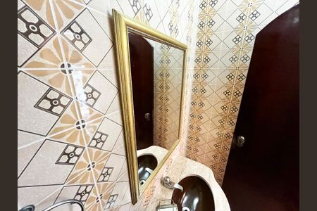 Casa à venda com 364m², 3 quartos e 6 vagasLavabo