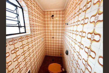 Casa à venda com 364m², 3 quartos e 6 vagasBanheiro da Edícula