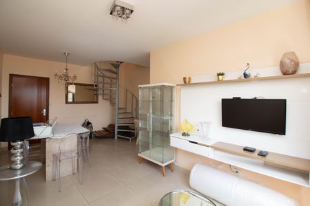 Sala de apartamento para alugar com 3 quartos, 134m² em Jardim Barbosa, Guarulhos