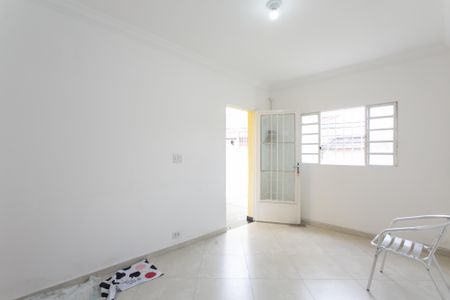Sala de casa para alugar com 3 quartos, 80m² em Jardim Itapemirim, São Paulo