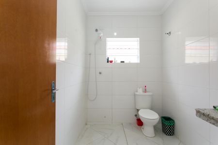 Casa para alugar com 80m², 3 quartos e 2 vagasBanheiro 