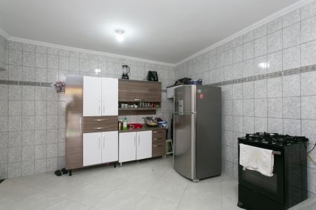 Casa para alugar com 80m², 3 quartos e 2 vagasCozinha 