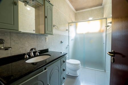 Casa à venda com 340m², 4 quartos e 3 vagas