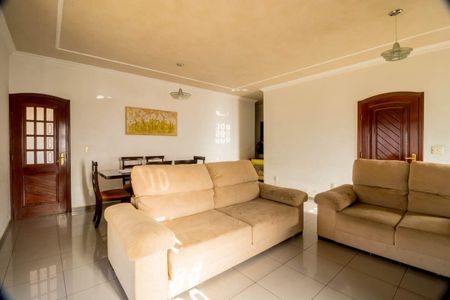 Casa à venda com 4 quartos, 340m² em Parque Centenário, Jundiaí