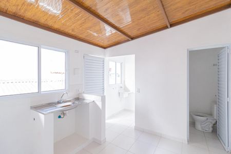 Cozinha de casa para alugar com 1 quarto, 28m² em Jardim Ana Estela, Carapicuíba