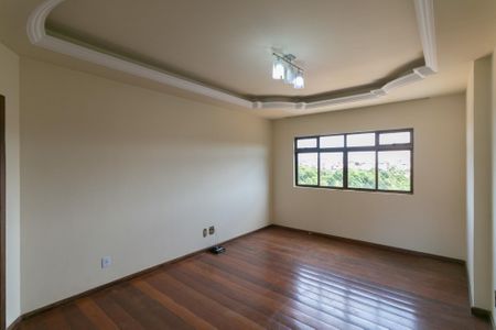 Apartamento à venda com 3 quartos, 80m² em Itapoã, Belo Horizonte