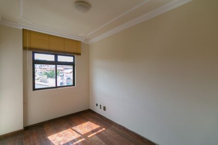 Apartamento à venda com 3 quartos, 80m² em Itapoã, Belo Horizonte