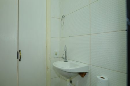 Apartamento para alugar com 34m², 2 quartos e sem vagaBanheiro