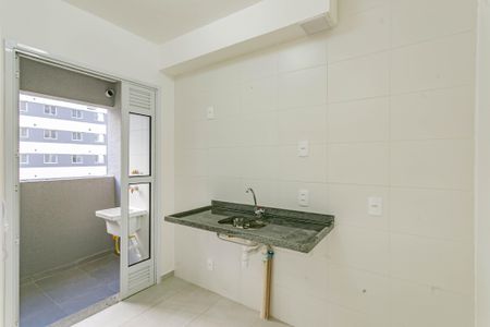 Cozinha de apartamento para alugar com 2 quartos, 38m² em Vila Vermelha, São Paulo