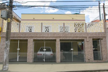 Casa para alugar com 70m², 2 quartos e 1 vagaFachada 