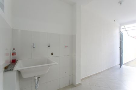 Casa para alugar com 70m², 2 quartos e 1 vagaÁrea de Serviço 