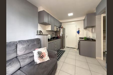 Apartamento para alugar com 33m², 2 quartos e sem vaga Apartamento para alugar com 33m², 2 quartos e sem vagaSala e cozinha