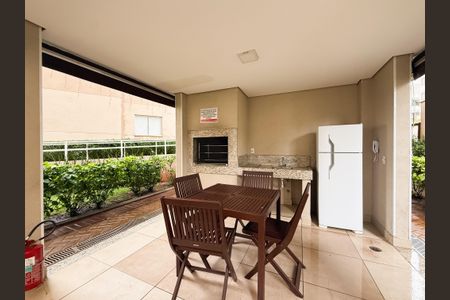 Apartamento para alugar com 33m², 2 quartos e sem vaga Apartamento para alugar com 33m², 2 quartos e sem vagaÁrea comum - Churrasqueira