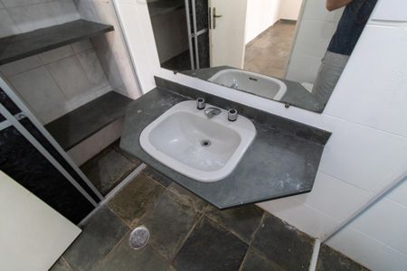 Casa à venda com 390m², 1 quarto e 9 vagasBANHEIRO DA SUITE