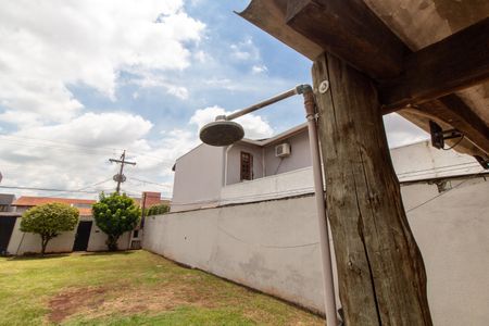 Casa à venda com 390m², 1 quarto e 9 vagasÁREA EXTERNA CHURRASQUEIRA