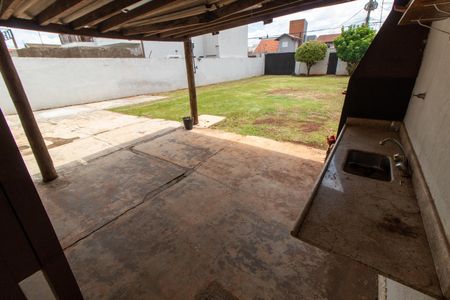 Casa à venda com 390m², 1 quarto e 9 vagasÁREA EXTERNA CHURRASQUEIRA