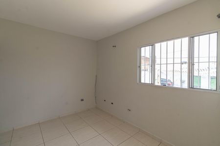 Casa para alugar com 100m², 2 quartos e 1 vaga Casa para alugar com 100m², 2 quartos e 1 vagaSala