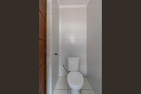 Casa para alugar com 100m², 2 quartos e 1 vaga Casa para alugar com 100m², 2 quartos e 1 vagaBanheiro Suíte 1