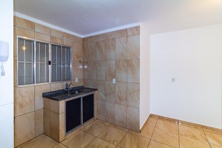 Casa para alugar com 40m², 1 quarto e sem vaga Casa para alugar com 40m², 1 quarto e sem vagaCozinha
